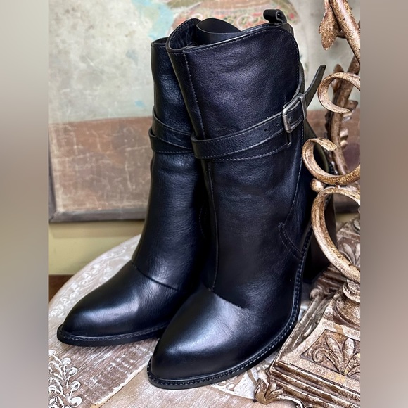 EUC Diesel Miskells “Covent” Tall Ankle Boot w/ Straps and Buckle. Size 38/7.5* - Picture 2 of 15